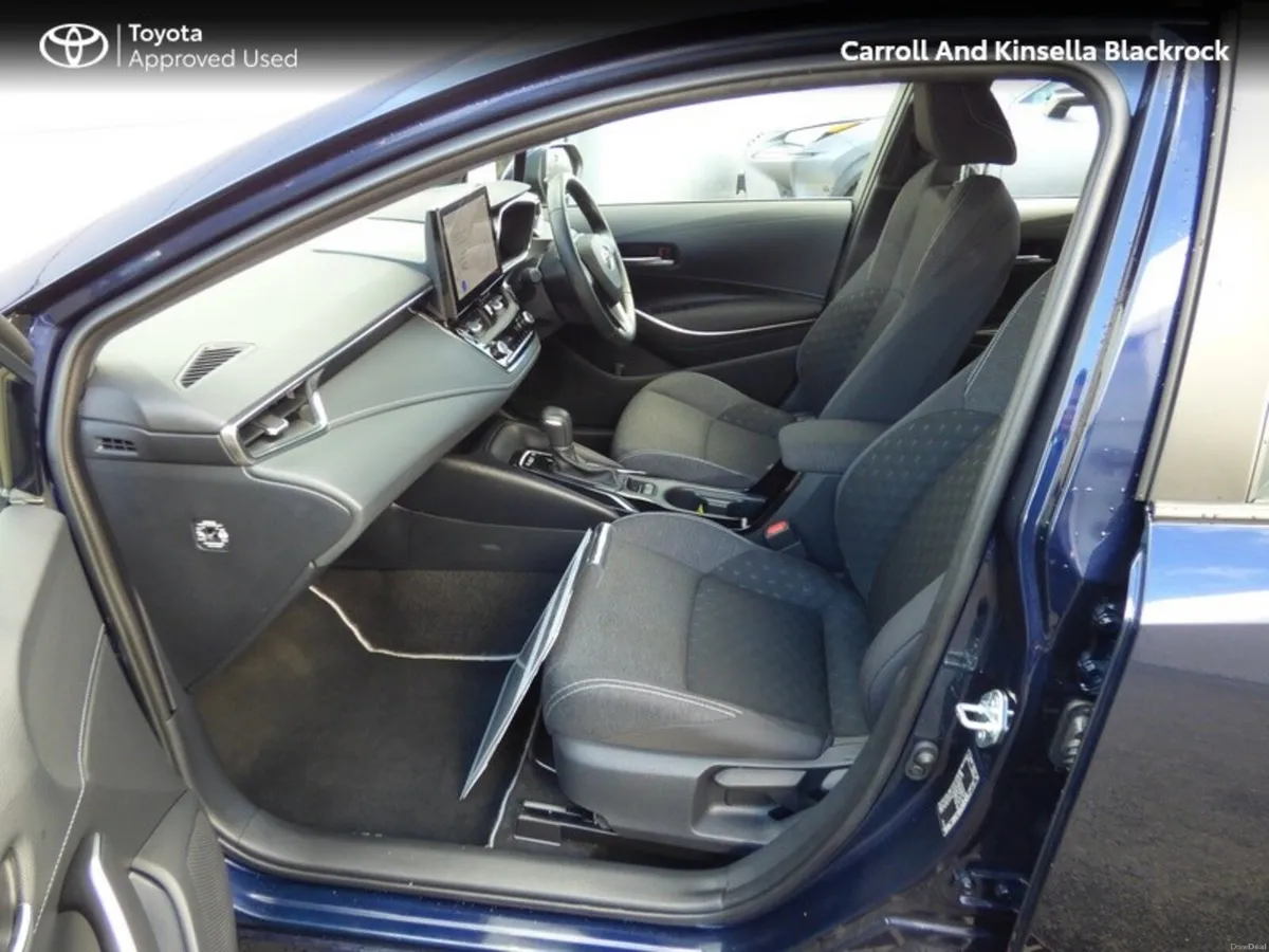 Toyota Corolla Hybrid Luna HB - Image 6