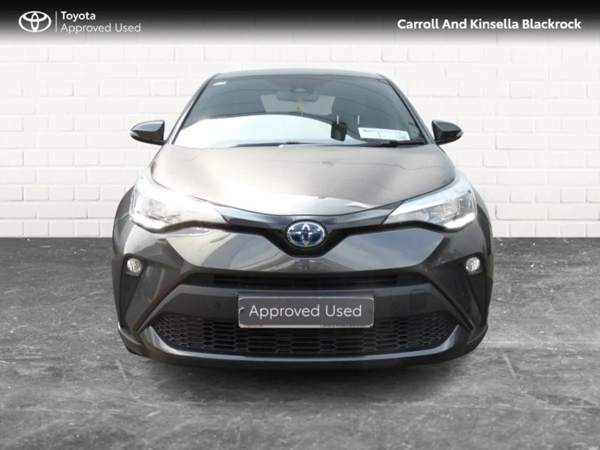 Toyota C-HR Hybrid Sport - Image 5