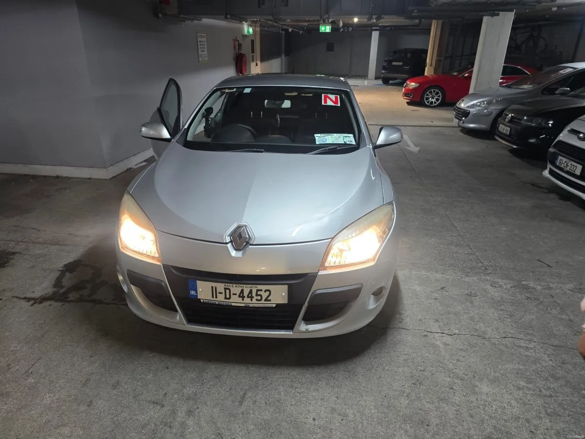 Renault Megane 2011 - Image 1