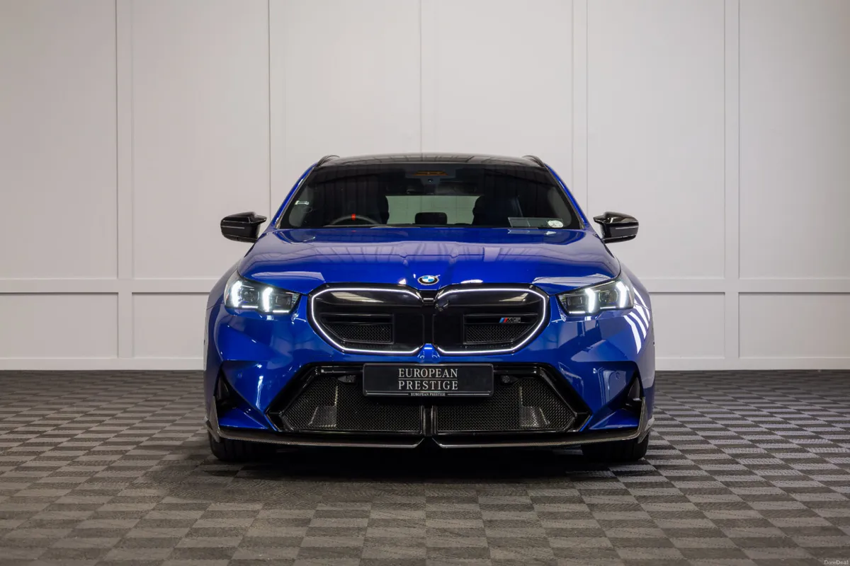 2025 BMW M5 (G99) - Image 2