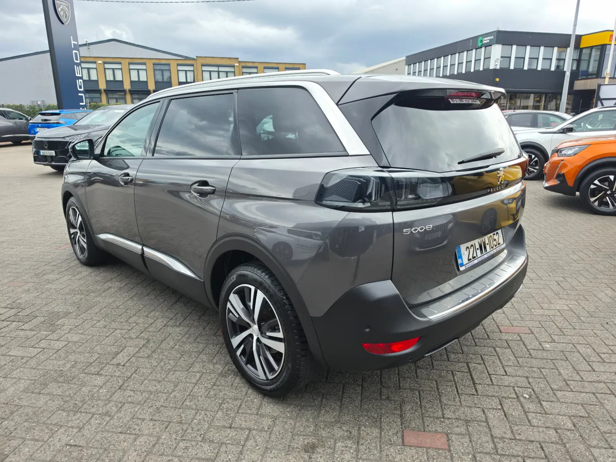 Peugeot 5008 2022 - Image 6