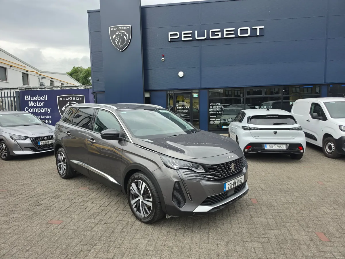 Peugeot 5008 2022 - Image 2