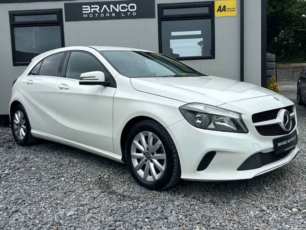 Mercedes-Benz A180 Style 5dr Auto - Image 1