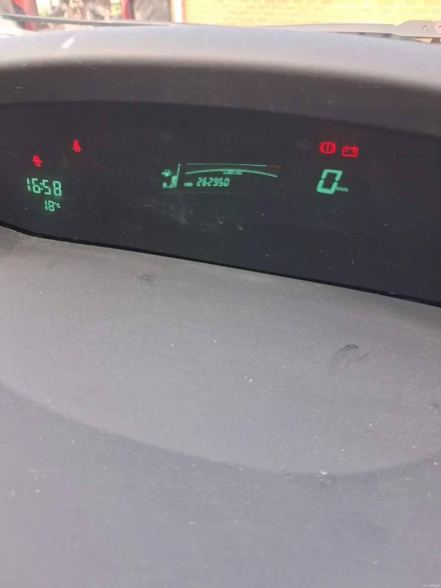 Toyota Yaris 2007 - Image 5