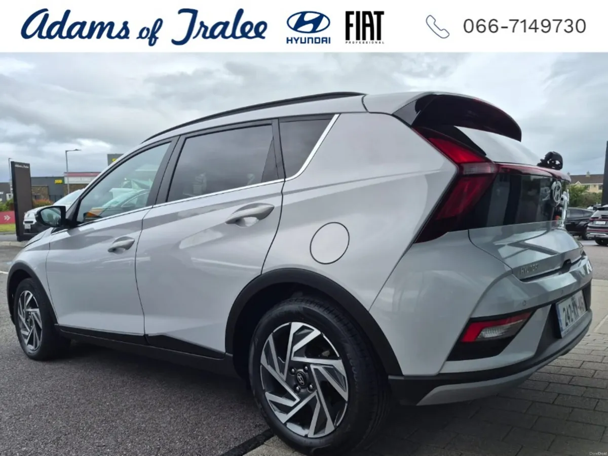 Hyundai Bayon EXECUTIVE AUTOMATIC 5DR - Image 4