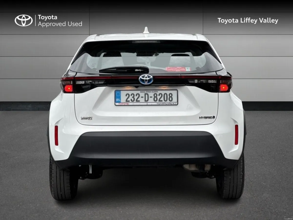 Toyota Yaris Cross YARIS CROSS LUNA - Image 4