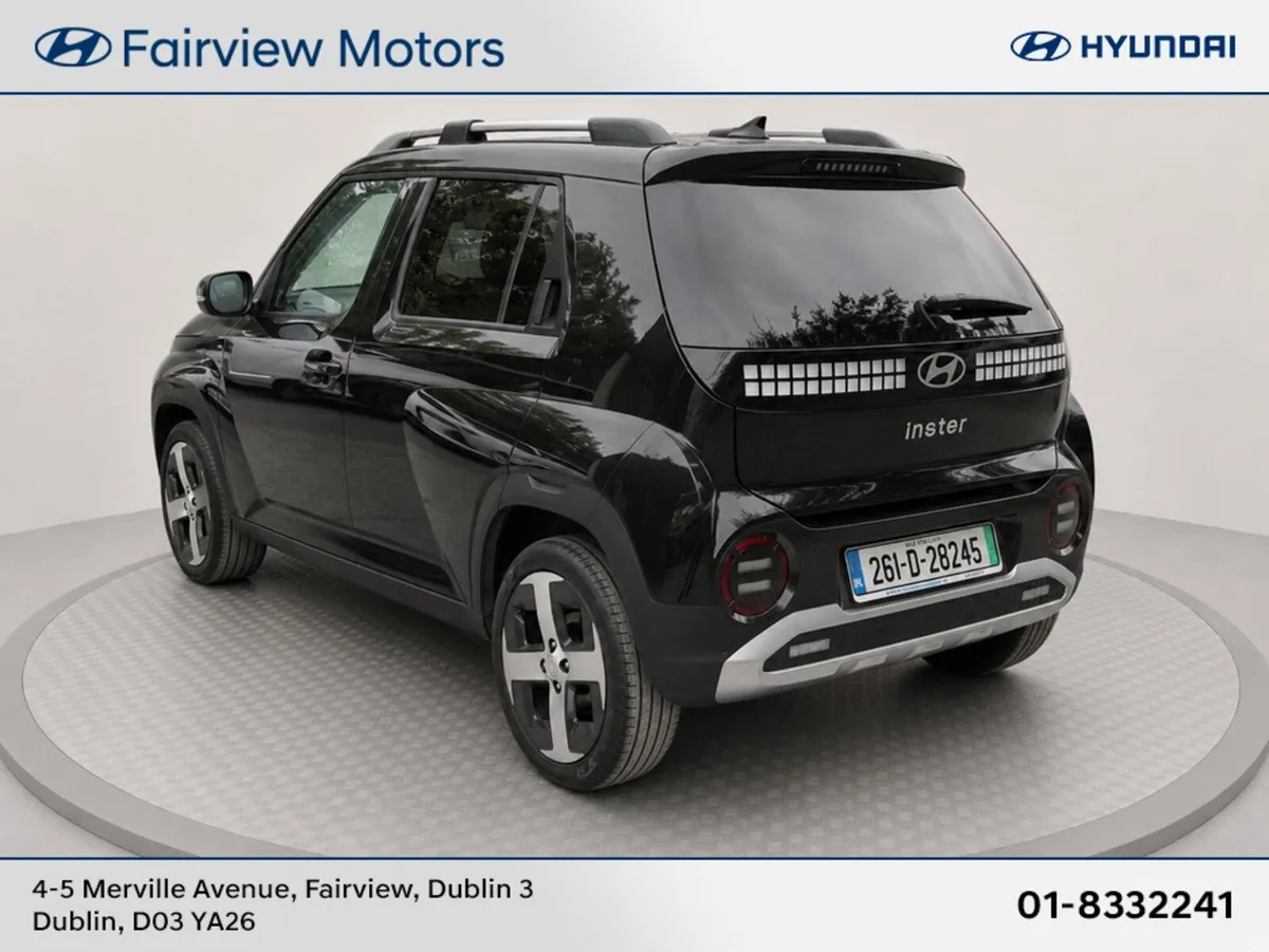 Hyundai INSTER ELEGANCE 49KWH 5DR AUTO - Image 4