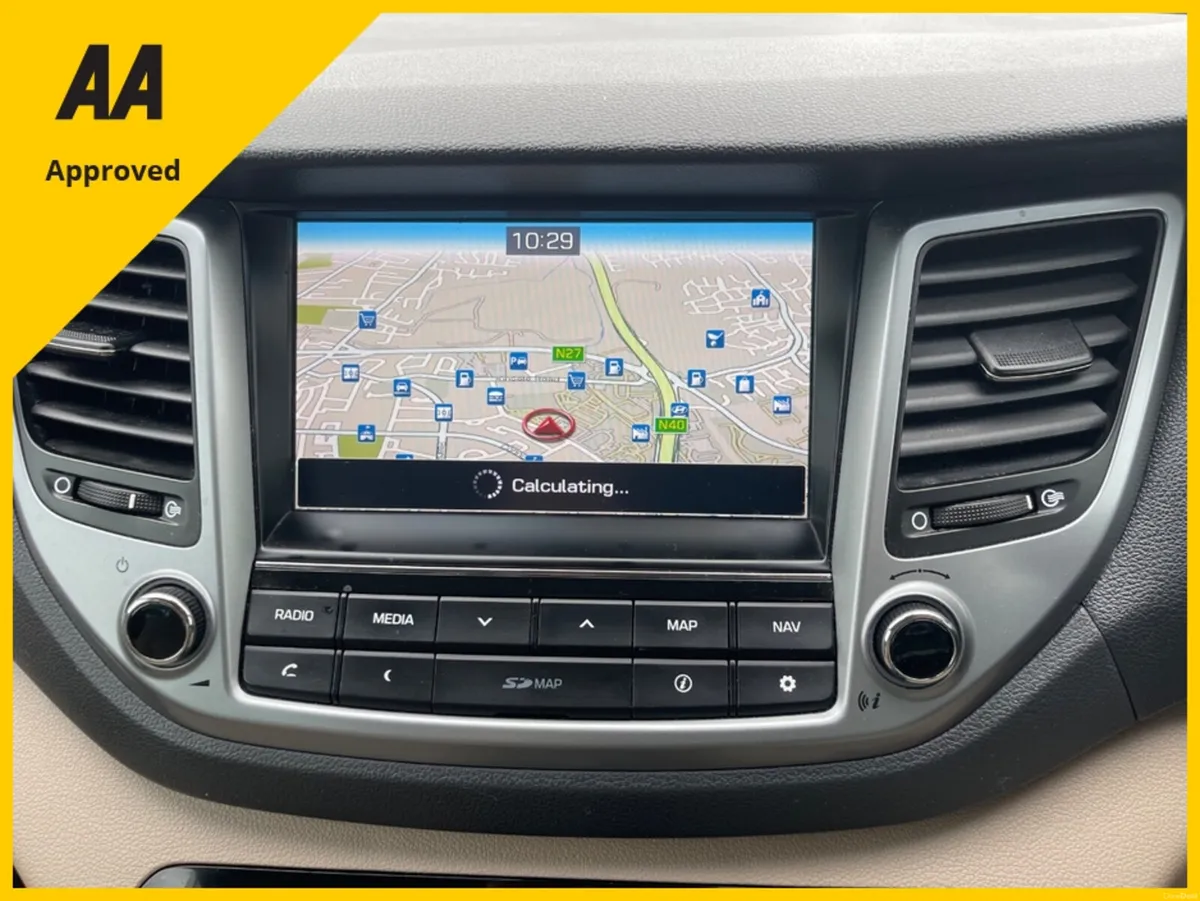 Hyundai Tucson 1.7 EXECUTIVE 5DR - Image 3