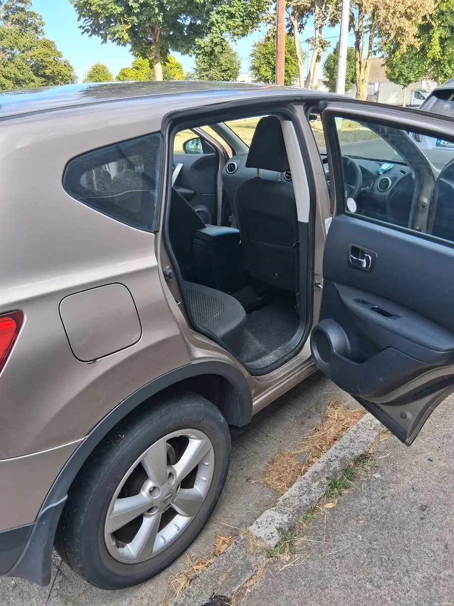 Nissan Qashqai 2010 - Image 3