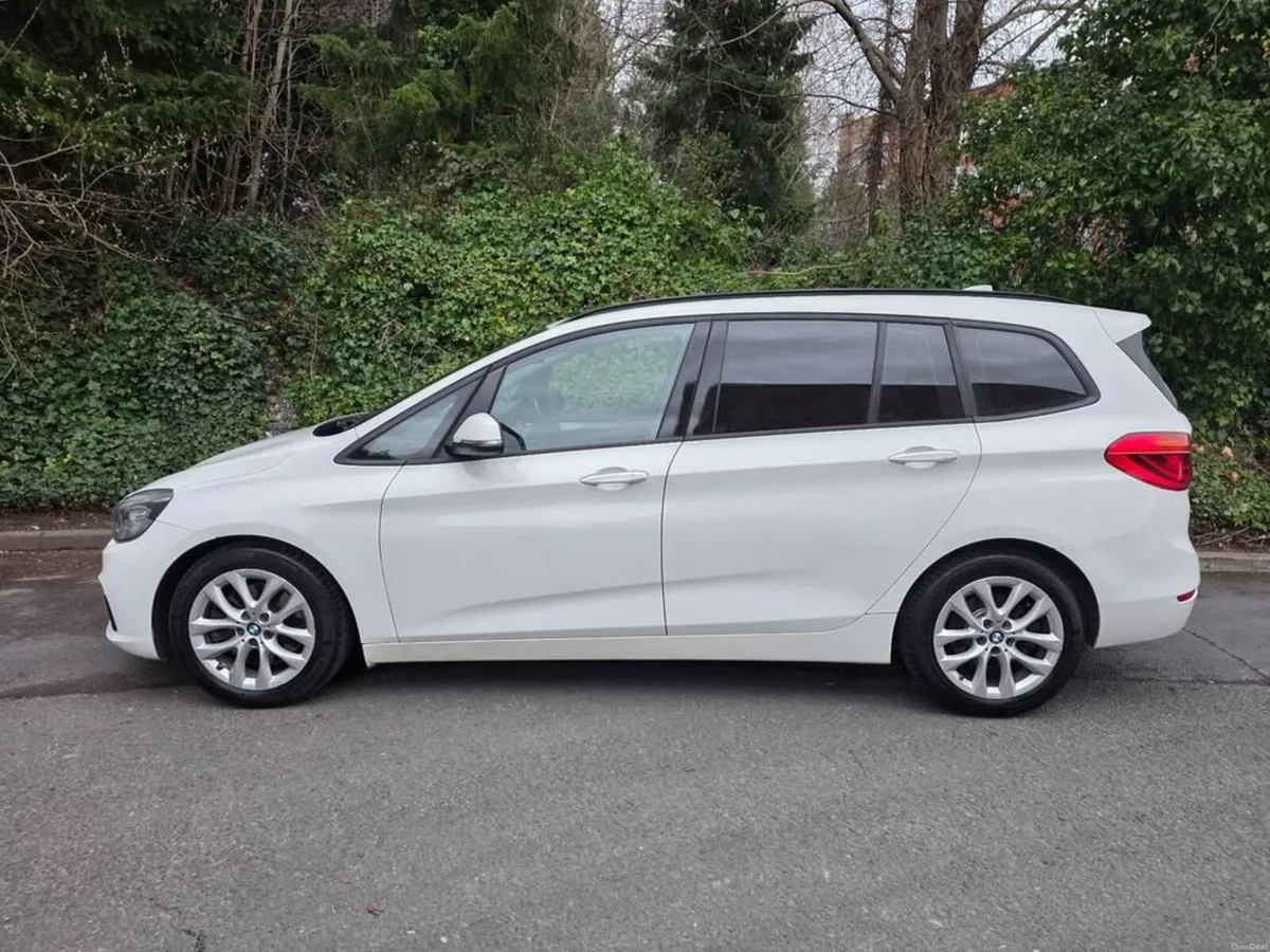 BMW 216d AUTO Active Tourer - 1 Owner NI LOW VRT - Image 1