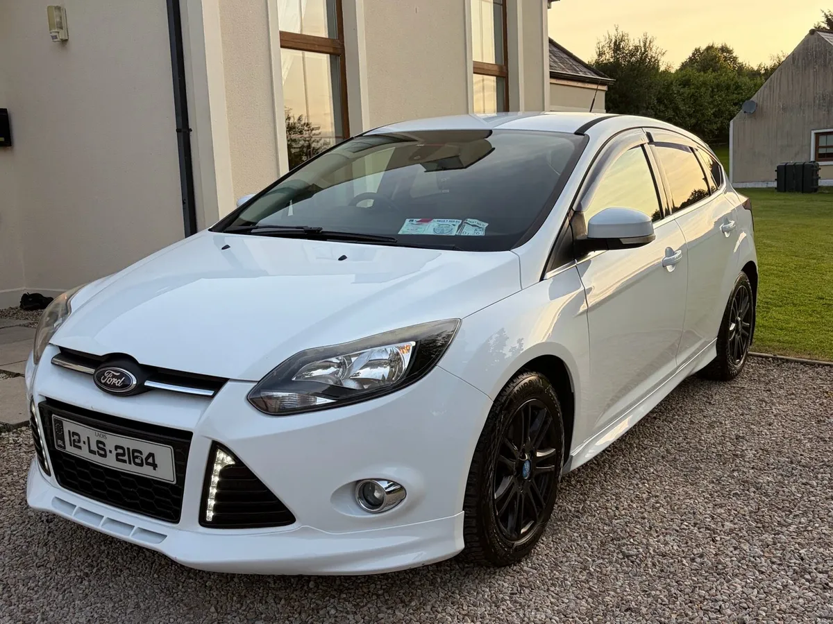 2012 ford focus 1.0 Ecoboost S model - Image 4