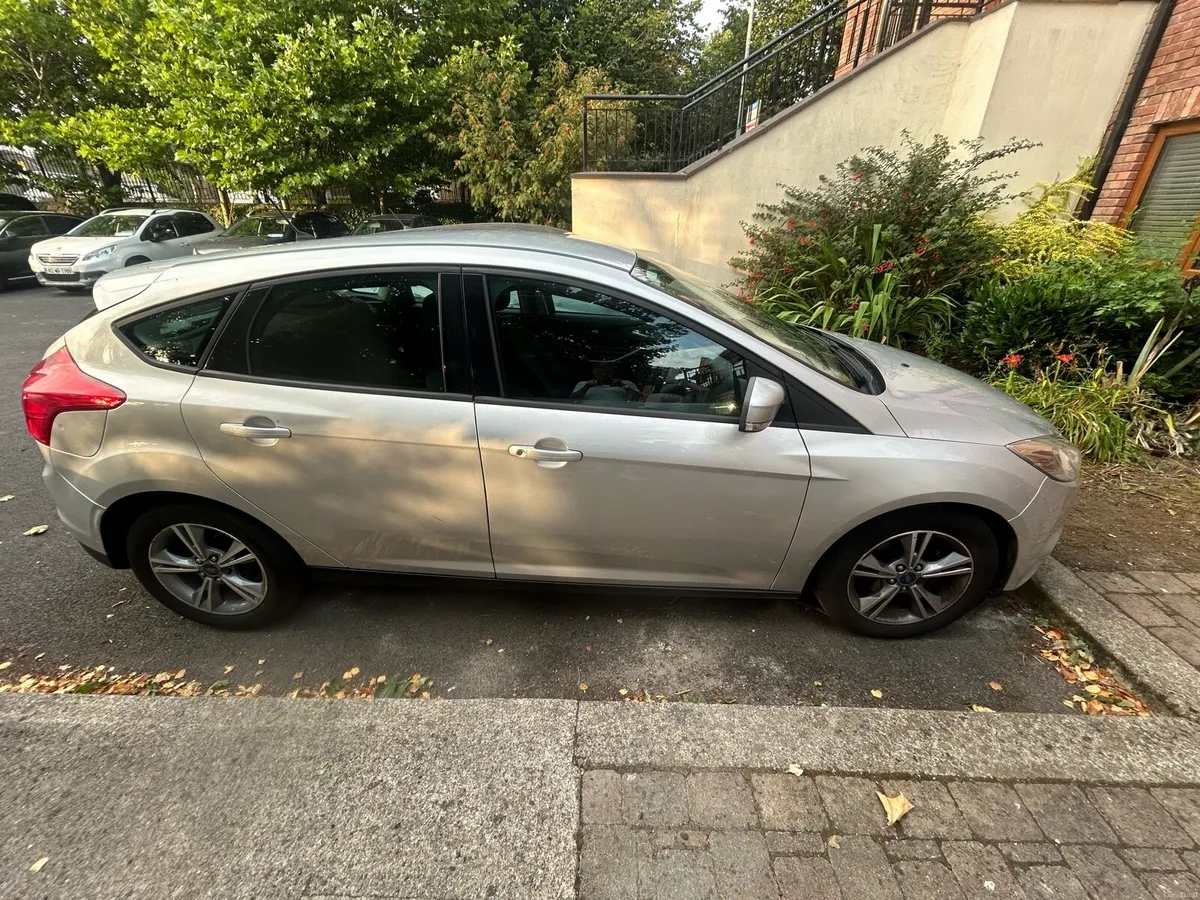 142 Ford focus, 1.6L diesel, NCT 03/27 - Image 2