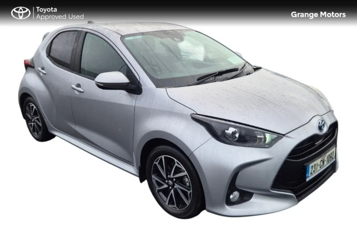 Toyota Yaris 1.5 HYBRID L/SPORT 5DR - Image 1