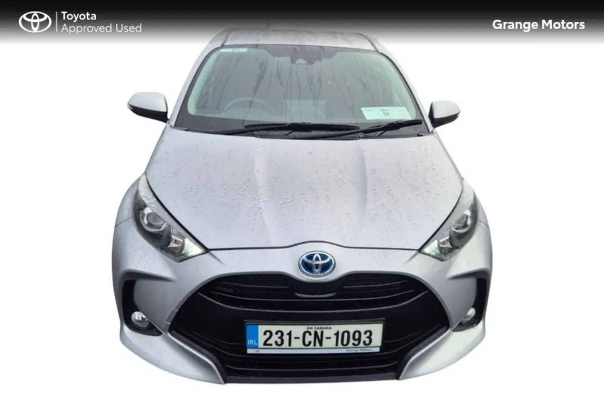 Toyota Yaris 1.5 HYBRID L/SPORT 5DR - Image 5