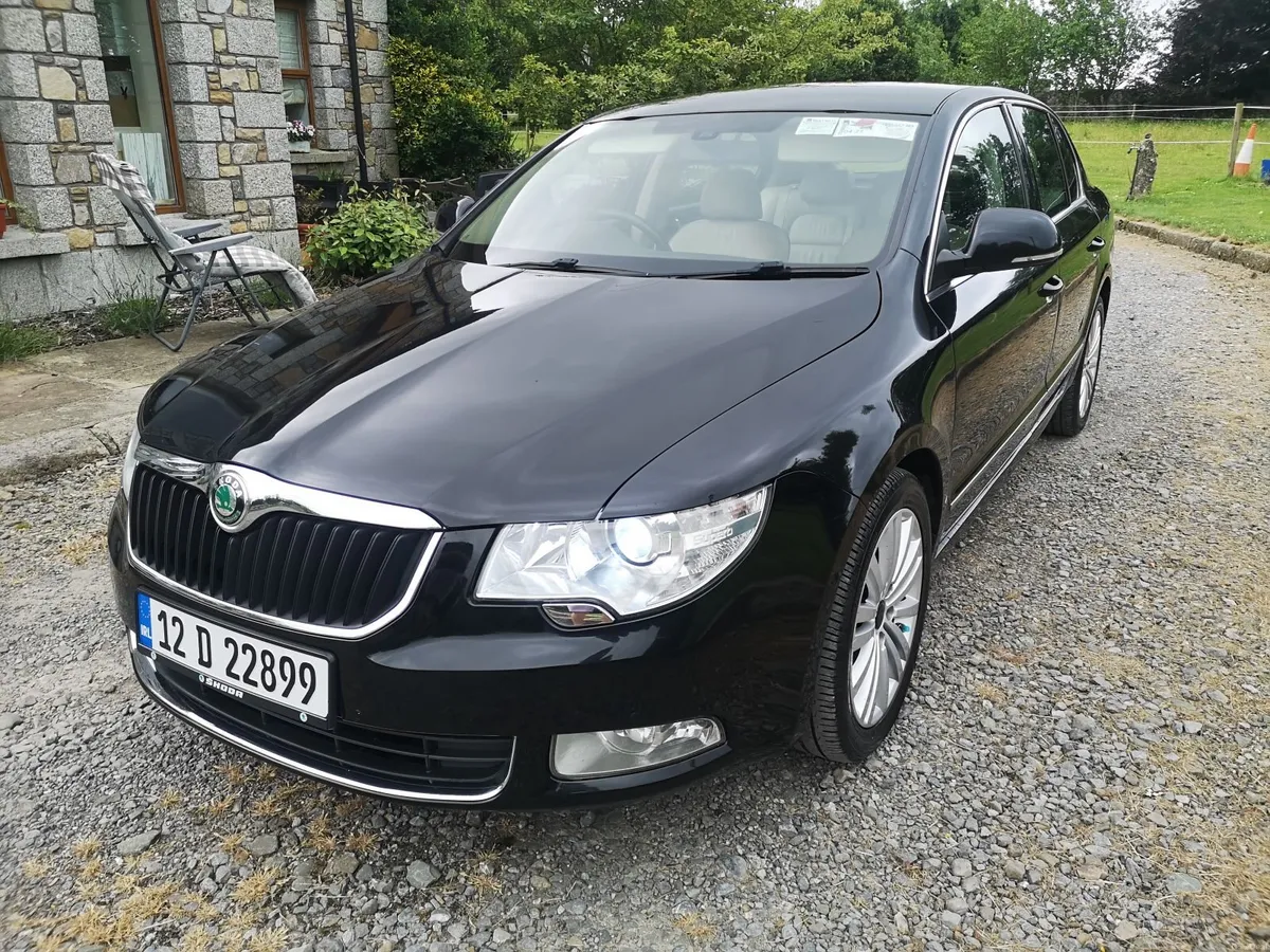 Skoda Superb 2012 TDI 170HP High Spec - Image 3