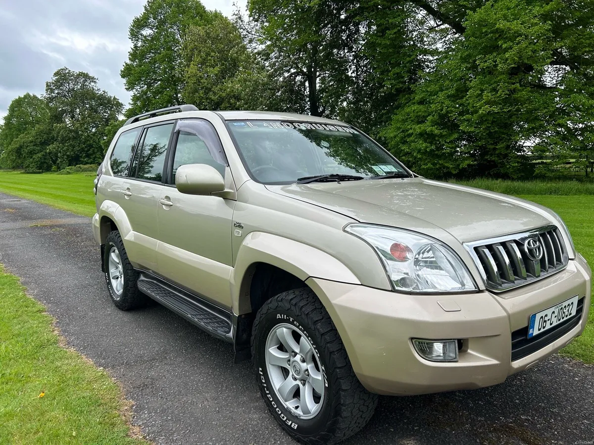 2006 Toyota Land Cruiser 3.0 D-4D | 8 Seater - Image 2