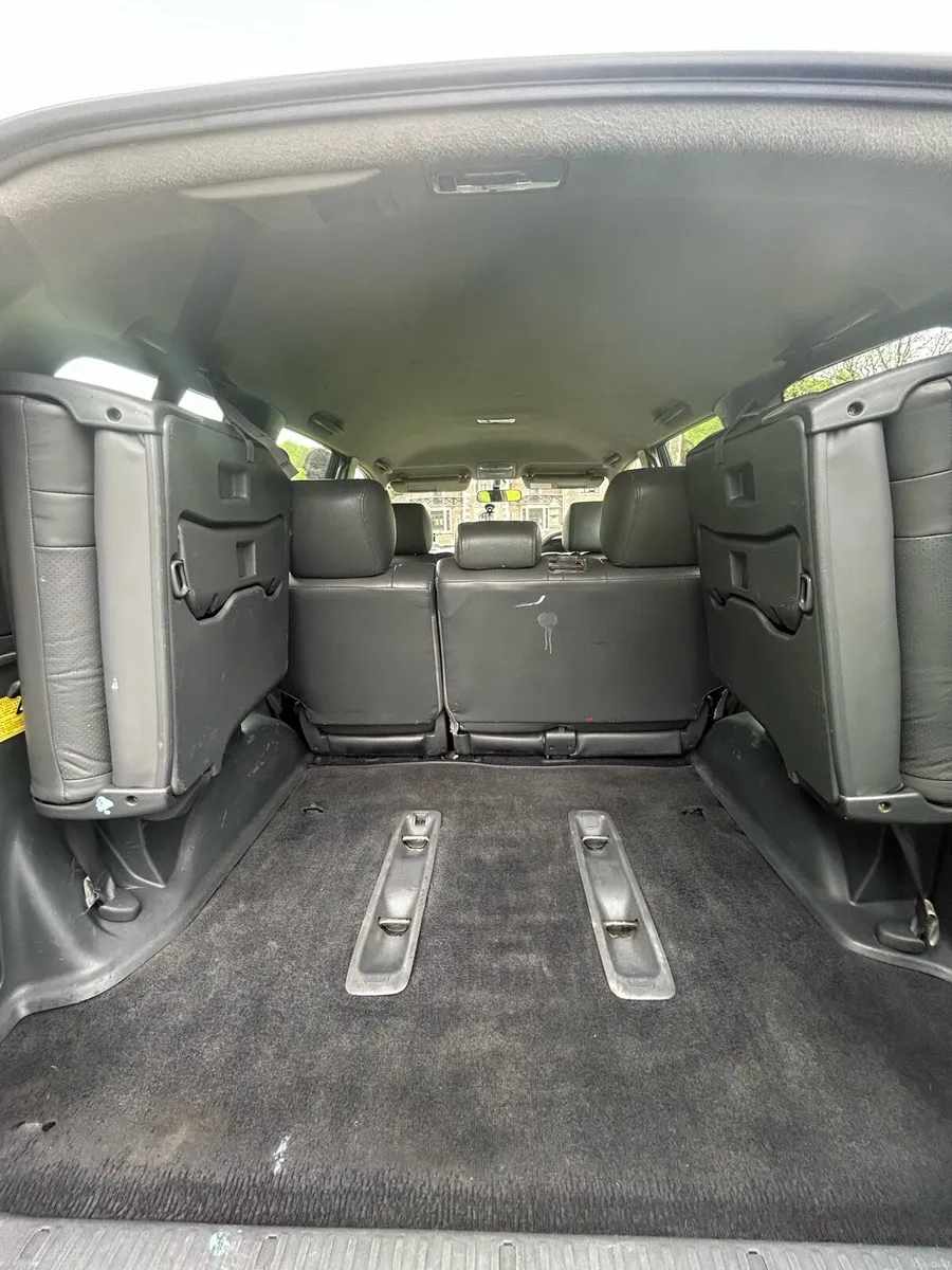 2006 Toyota Land Cruiser 3.0 D-4D | 8 Seater - Image 5