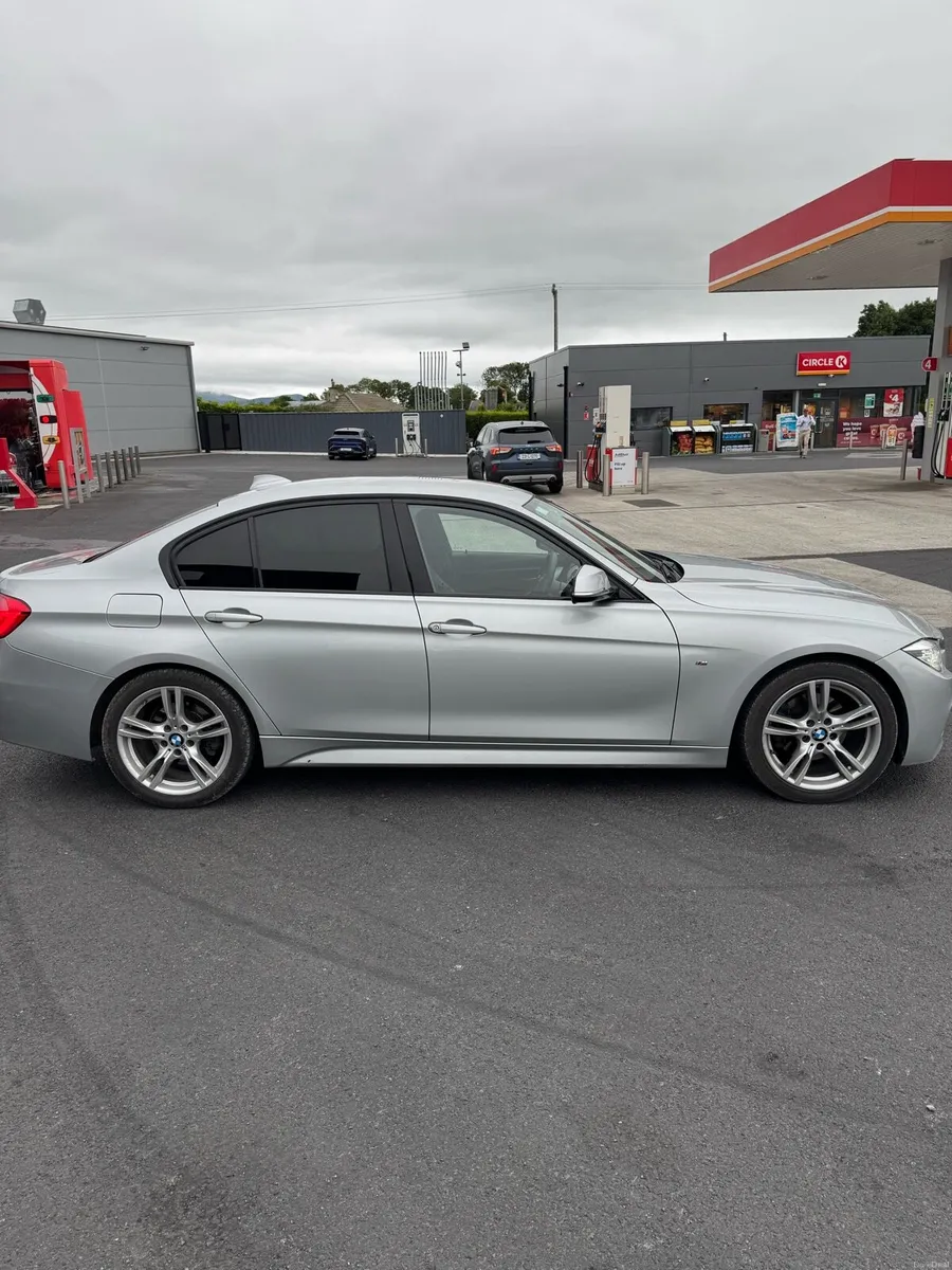 Bmw 320d m sport 4 door auto - Image 2