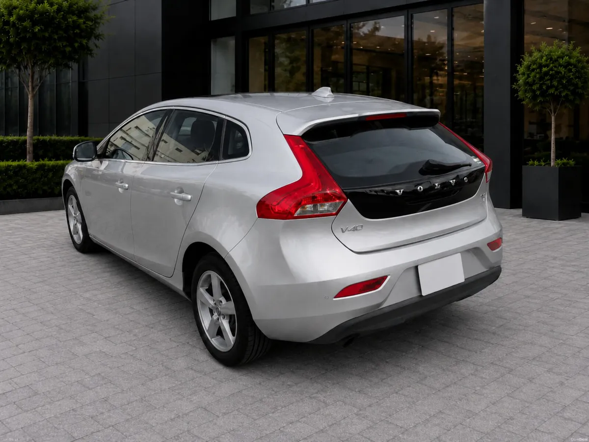 ❁ VOLVO V40 T4 ❁ AUTO ❁ Full specs ❁ Low Mileage ❁ - Image 5