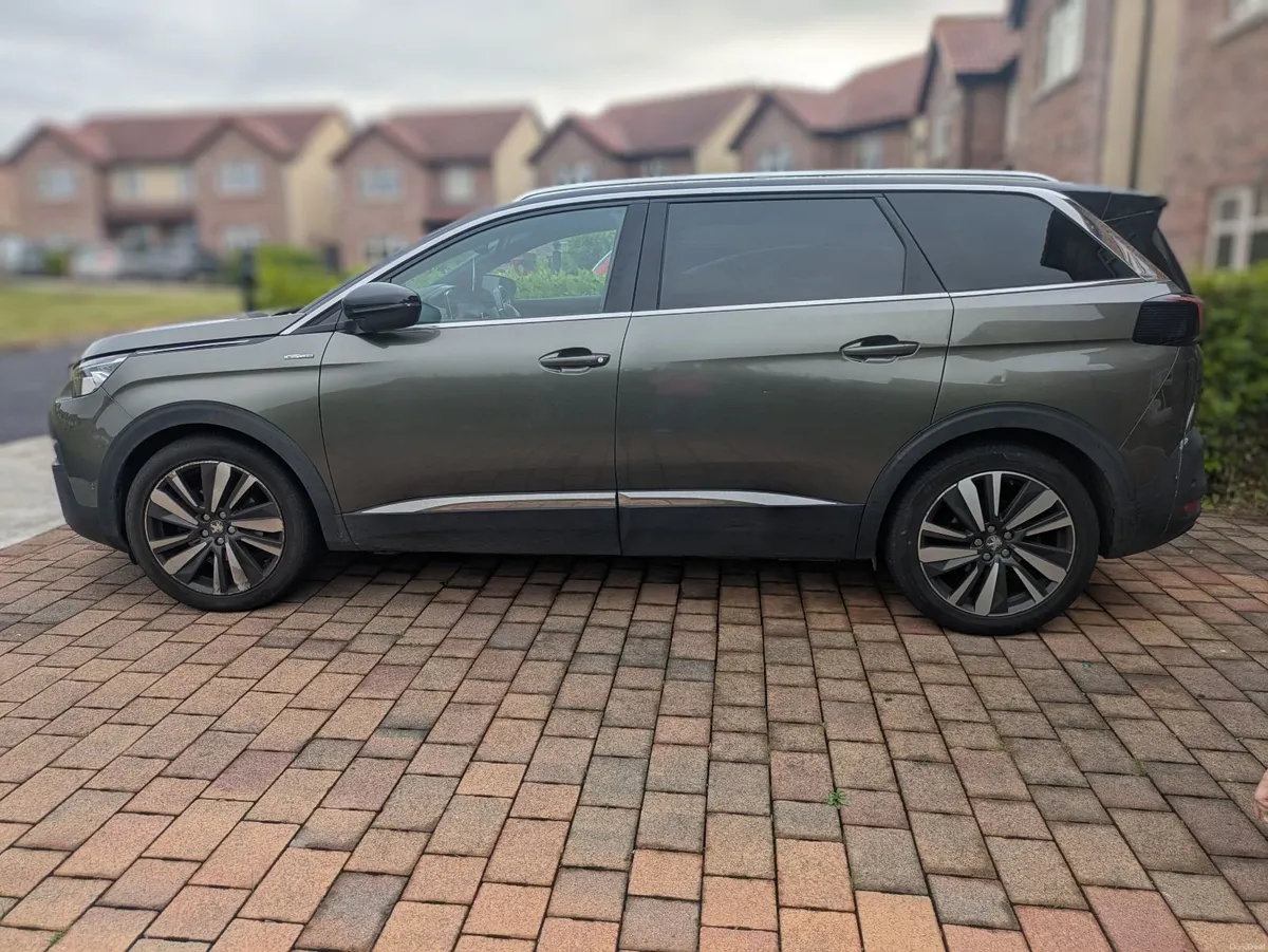 182 Peugeot 5008 -GT Premium - Image 2