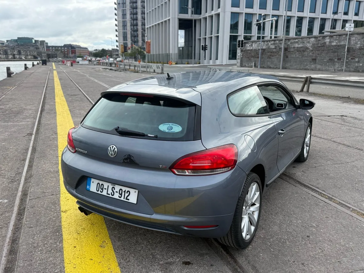Volkswagen Scirocco 2009 1.4 petrol auto Low miles - Image 4