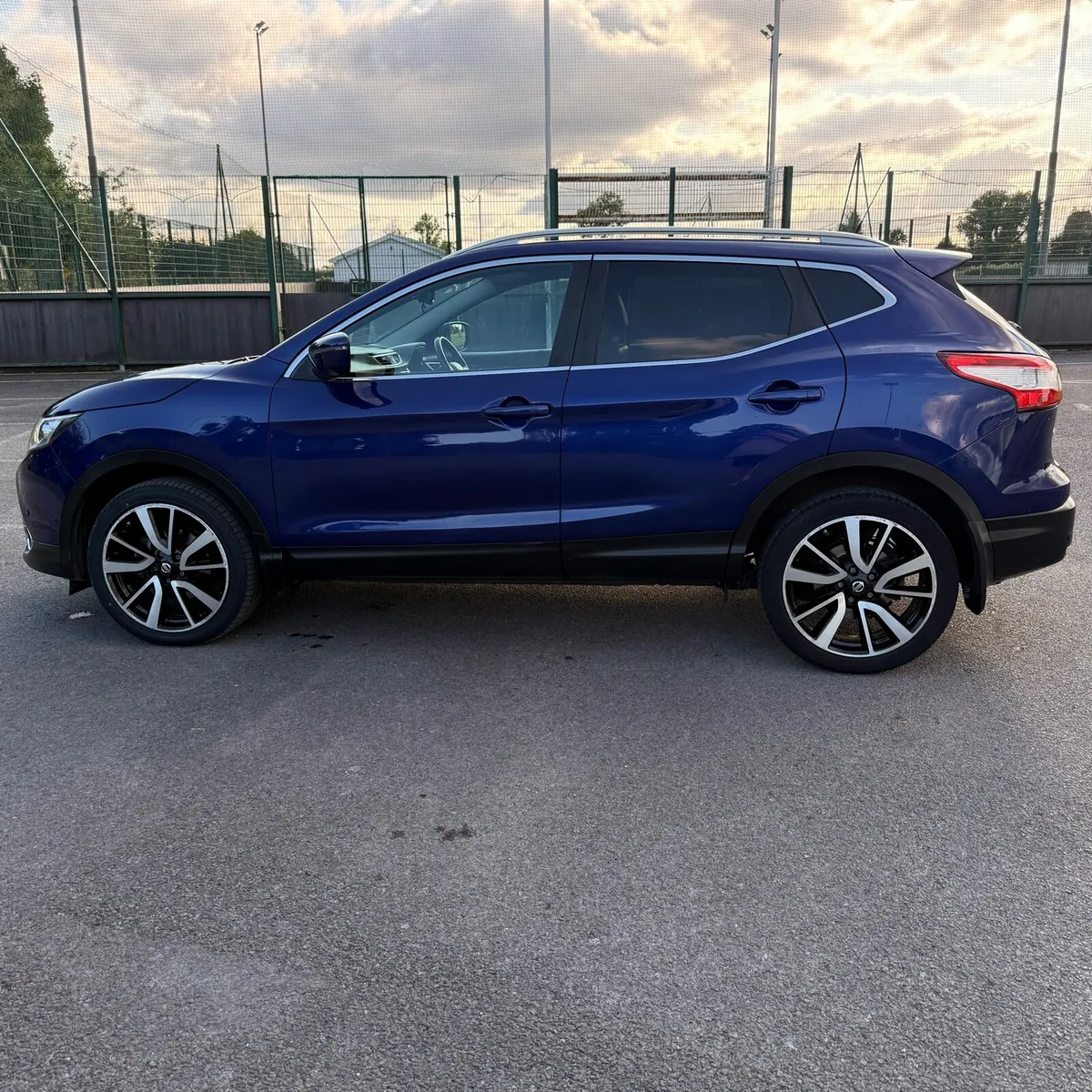 Nissan Qashqai Diesel *Auto* - Image 6