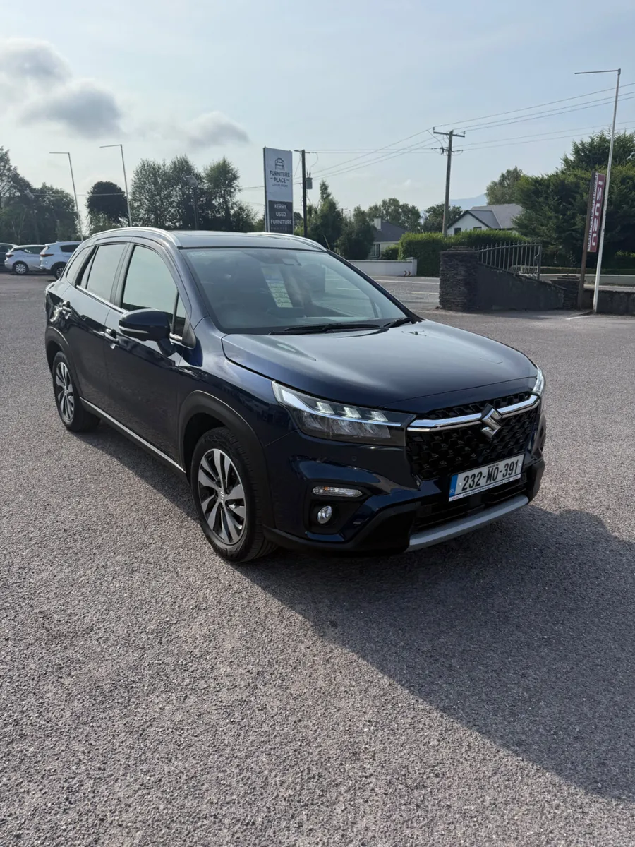 Suzuki SX4 S-Cross 2023 - Image 6