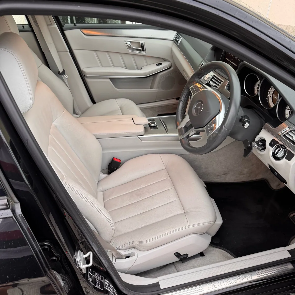 Mercedes E220d AMG Night Edition - Image 3