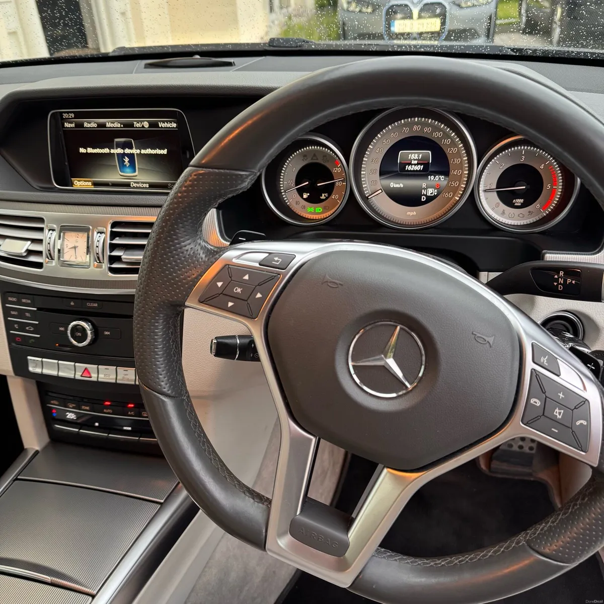 Mercedes E220d AMG Night Edition - Image 6