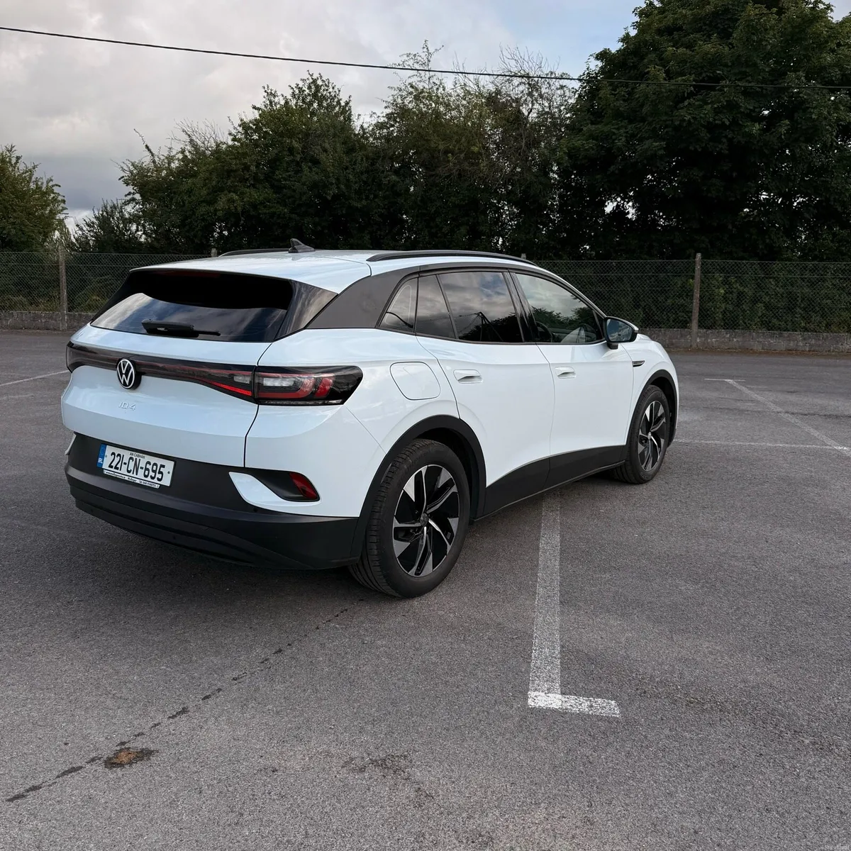 ID.4 PRO 82 KW low mileage - Image 5