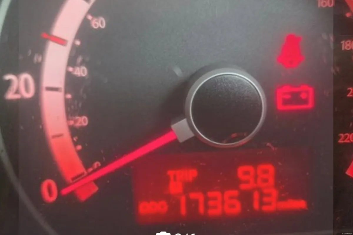 Car - Image 5