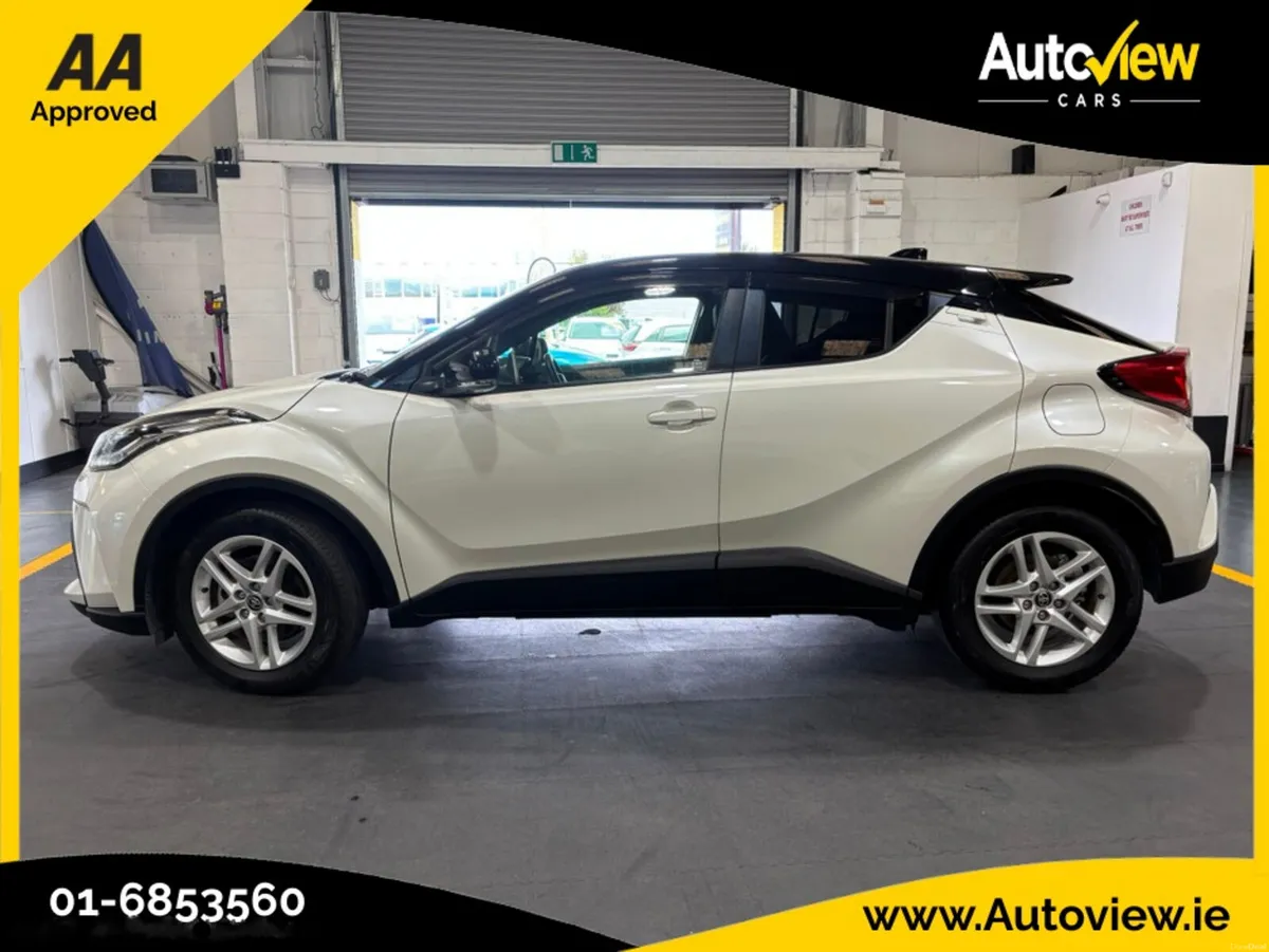Toyota C-HR 1.8 Self-Charging Hybrid. AA APPROVED - Image 6