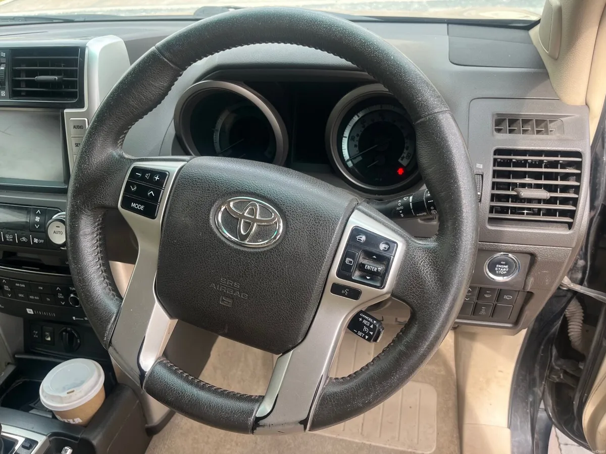 Toyota Land Cruiser 2010 - Image 2