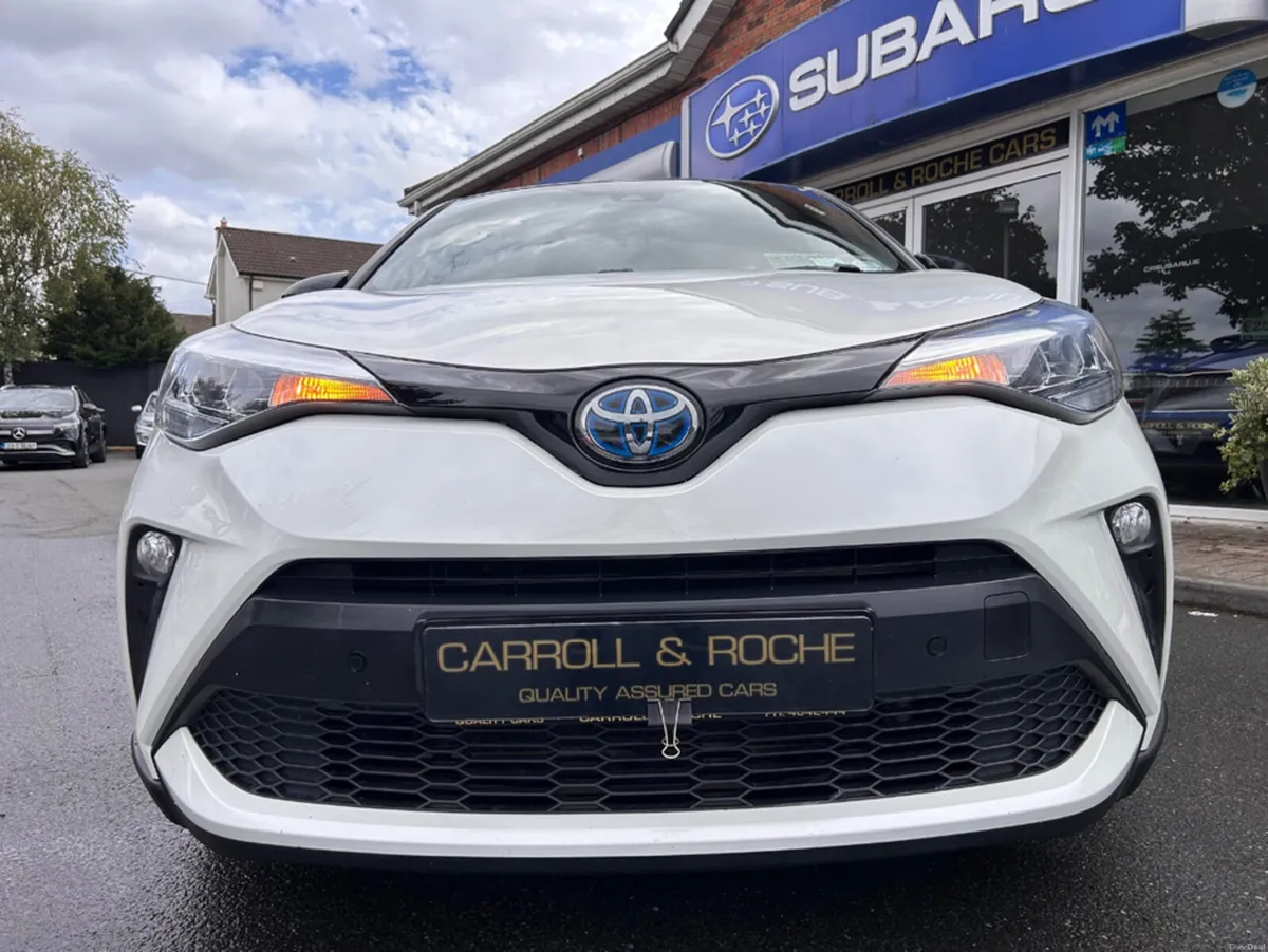 Toyota C-HR 1.8 HYBRID-Automatic  Stunning SPORT M - Image 4