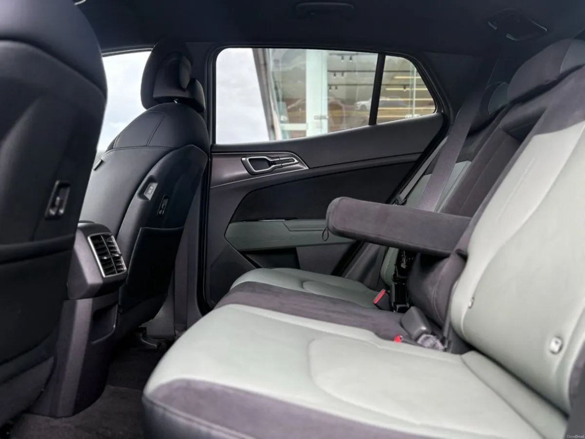 Kia Sportage 1.6 Plug in hybrid - Image 4
