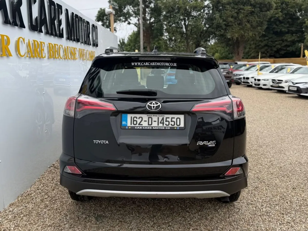 Toyota RAV4 RAV4 2.0d-4d Luna 4DR - Image 5