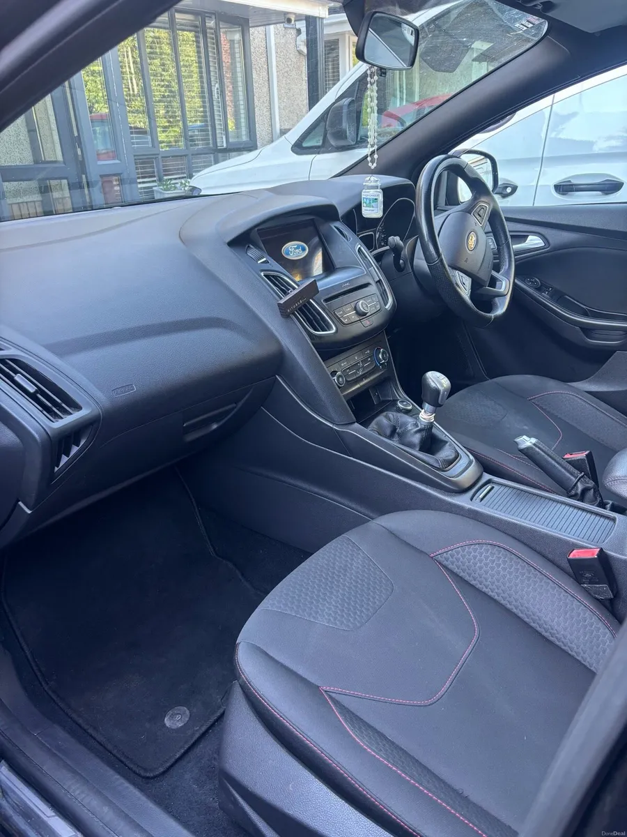2017 TDCI ST LINE Ford Focus - Image 3