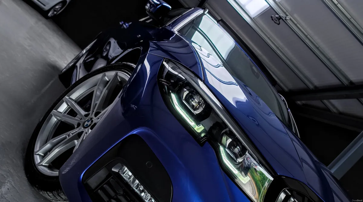 🔥 2021 BMW 330e M-Sport //  Panoramic Sunroof// - Image 5