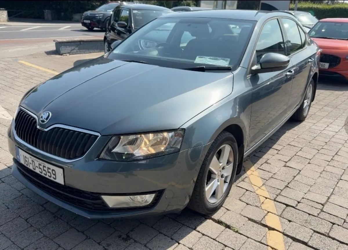 Skoda Octavia 2016 - Image 2