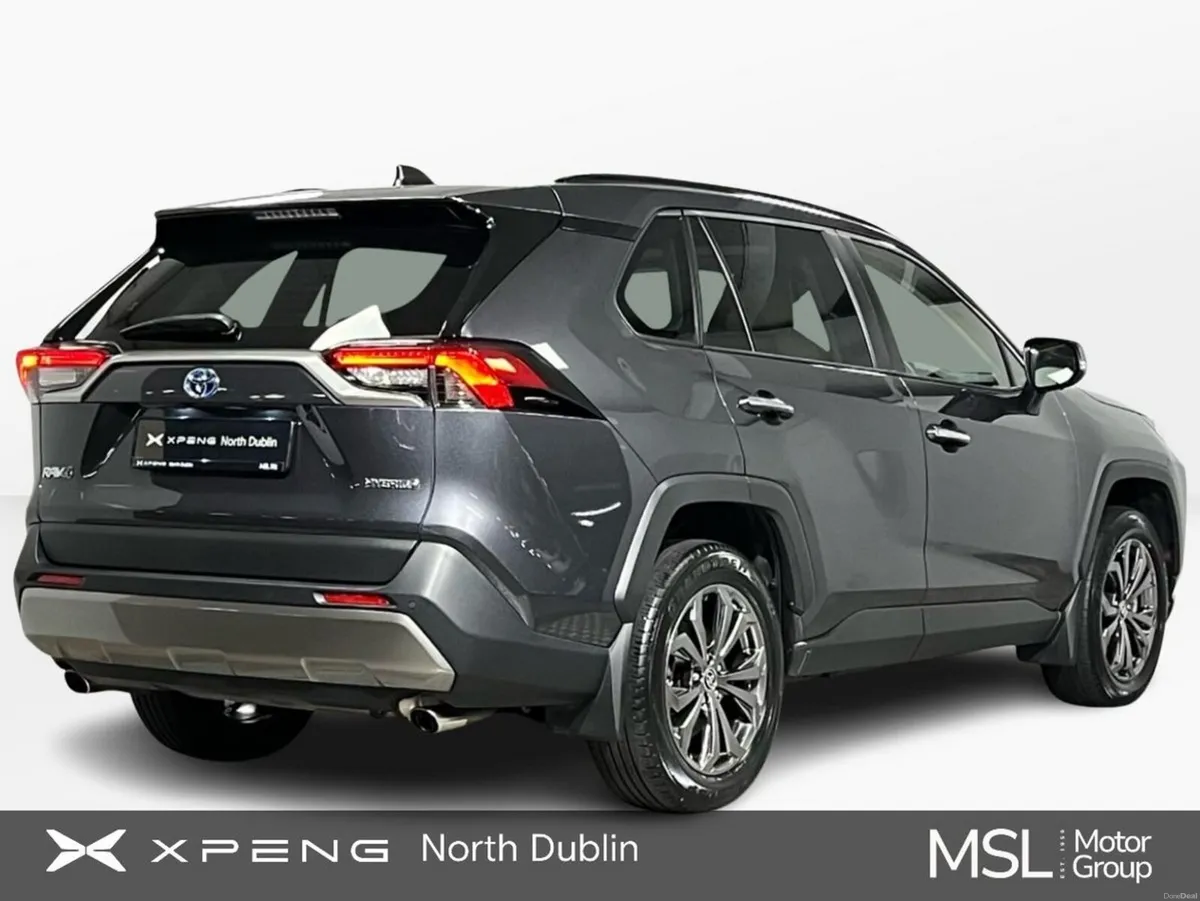 Toyota RAV4 Platinum 2.5 Hybrid - Reversing Camera - Image 3