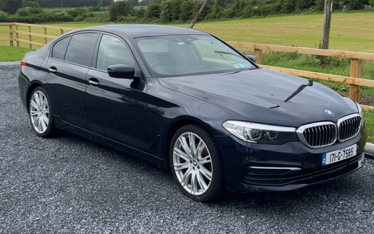 BMW G30 520D XDrive - Extras - Image 1