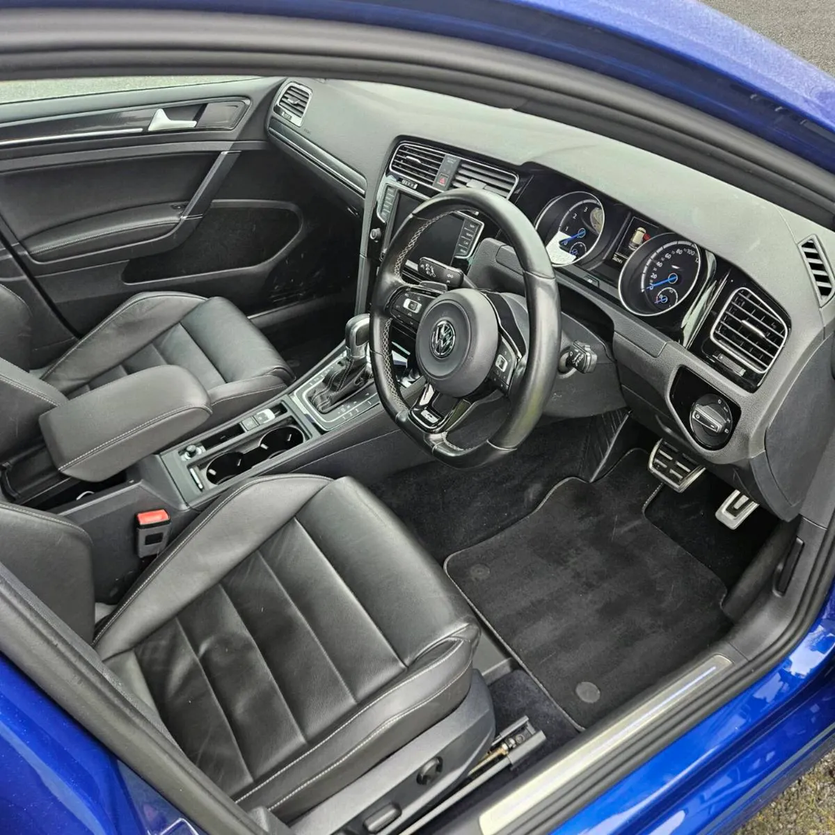 2015 Golf R Varient 2.0 tsi petrol - Image 5