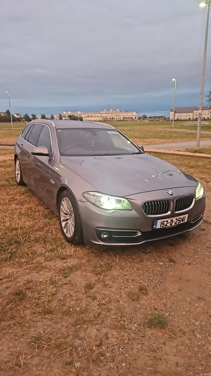 BMW 5-Series 2015 - Image 1