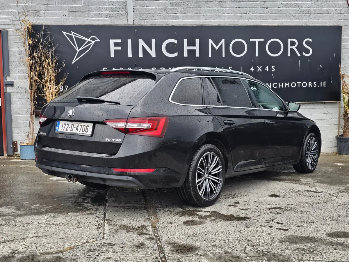 SKODA SUPERB DSG // 07/27 NCT - Image 2
