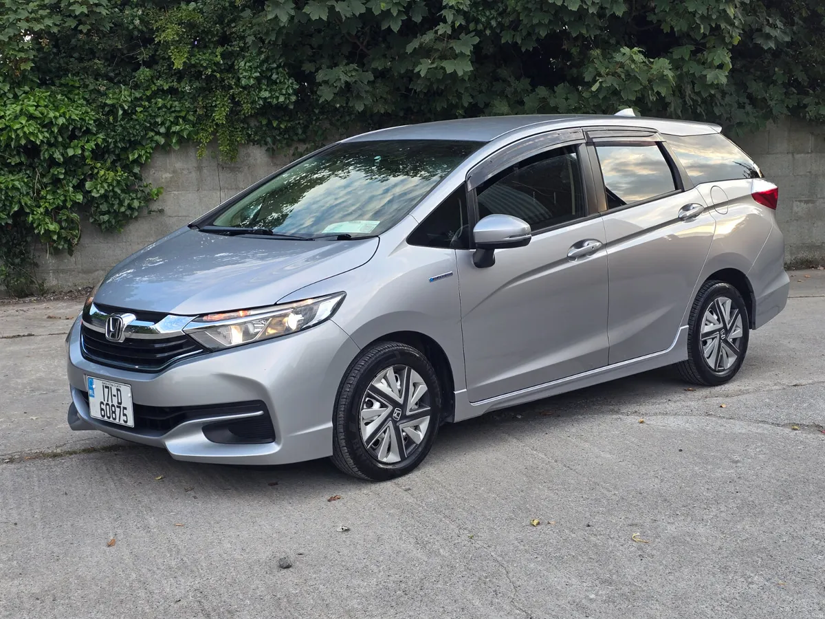 Honda Shuttle 2017 hybrid automatic €6990 - Image 2