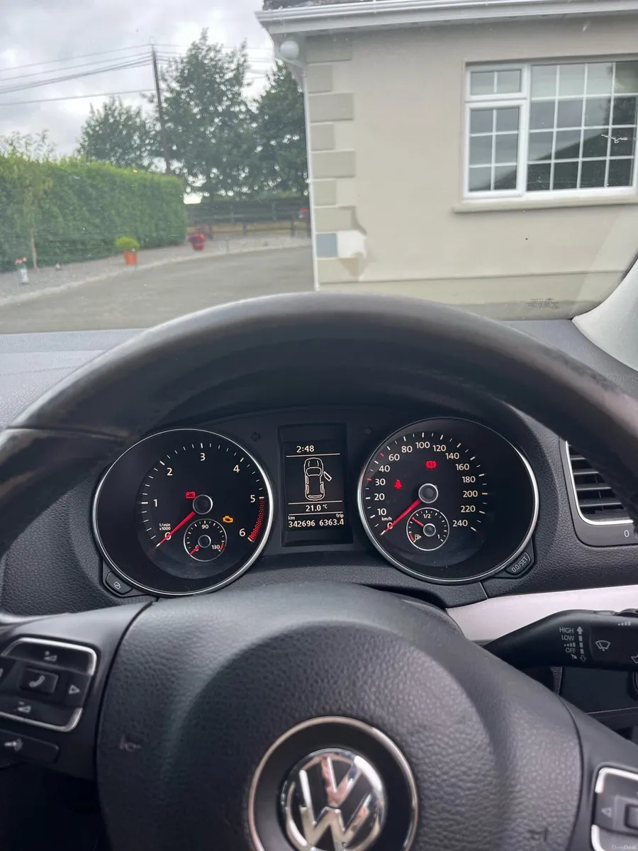 VW Golf 2009 - Image 2