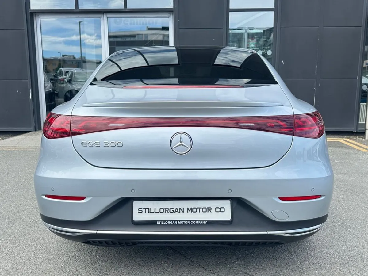 Mercedes-Benz EQE EQE 300 Exclusive Luxury Auto EV - Image 3