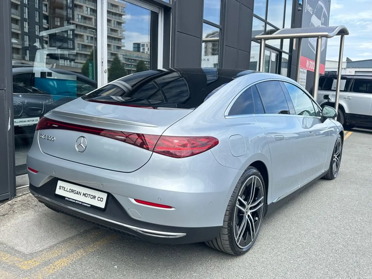 Mercedes-Benz EQE EQE 300 Exclusive Luxury Auto EV - Image 6