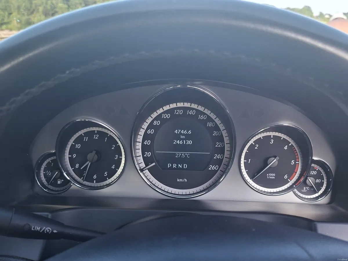 Mercedes Benz E220 CDI Coupé Automatic 2.1 Diesel - Image 6