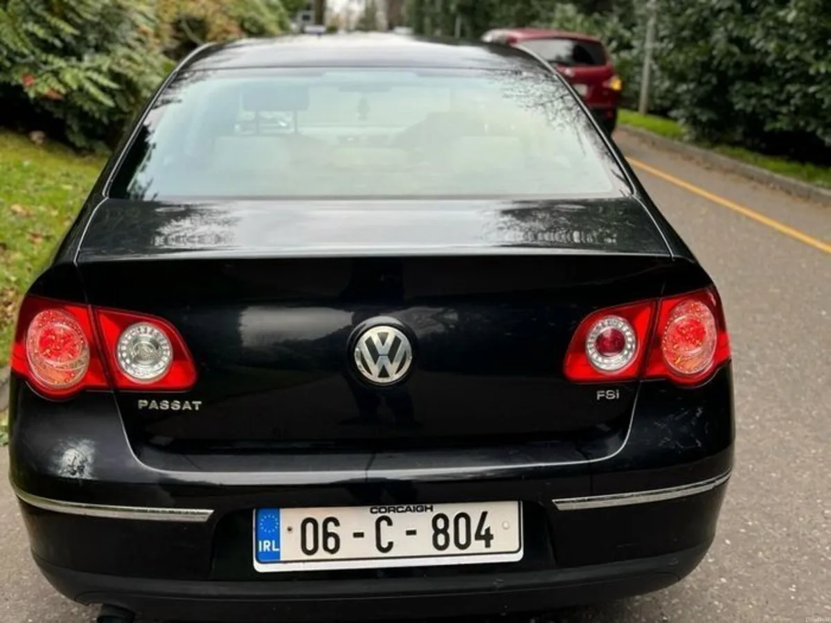Volkswagen Passat 2006 - Image 5